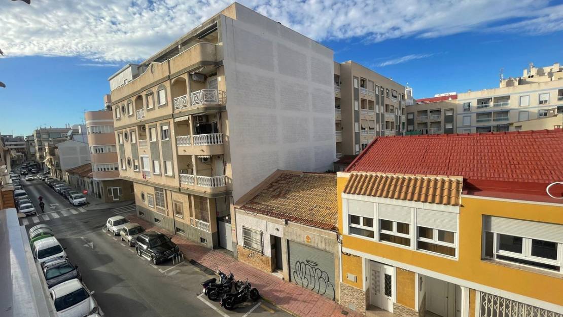 Sale - Apartment - Torrevieja - Torrevieja Centro