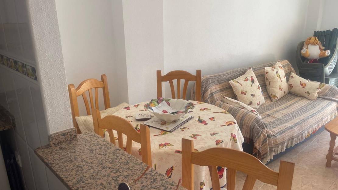Sale - Apartment - Torrevieja - Torrevieja Centro