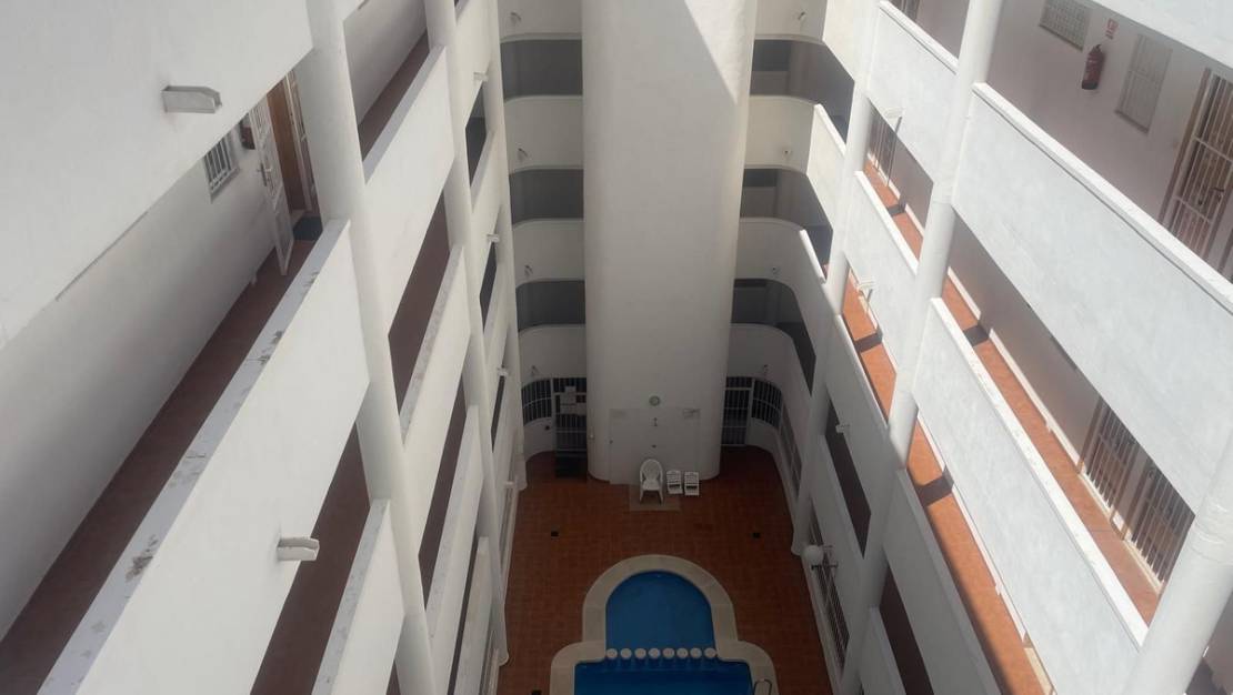 Sale - Apartment - Torrevieja - Torrevieja Centro