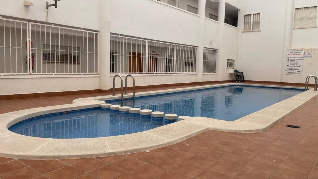 Sale - Apartment - Torrevieja - Torrevieja Centro