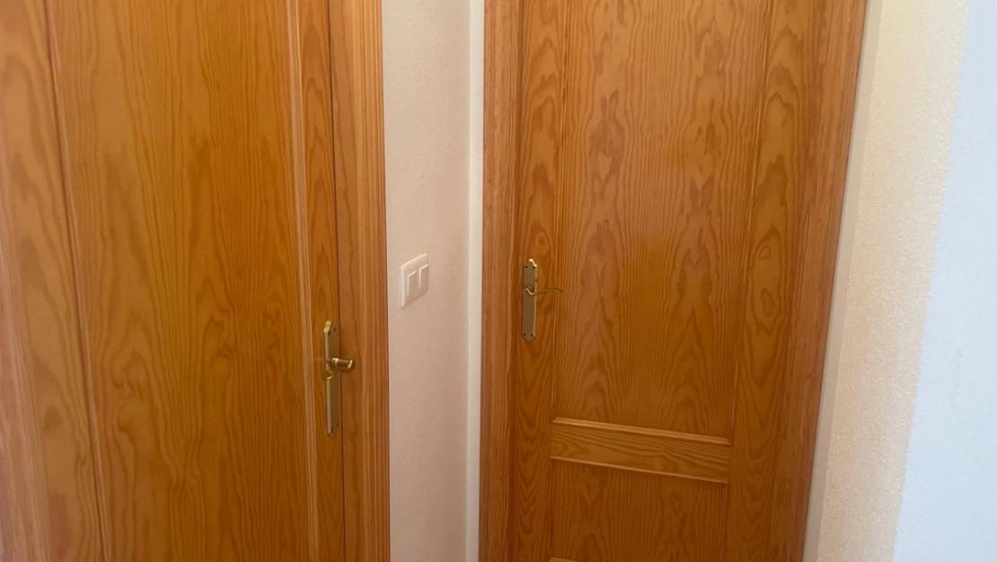 Sale - Apartment - Torrevieja - Torrevieja Centro