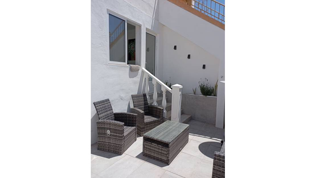 Sale - Apartment - Torrevieja - Torrevieja Centro