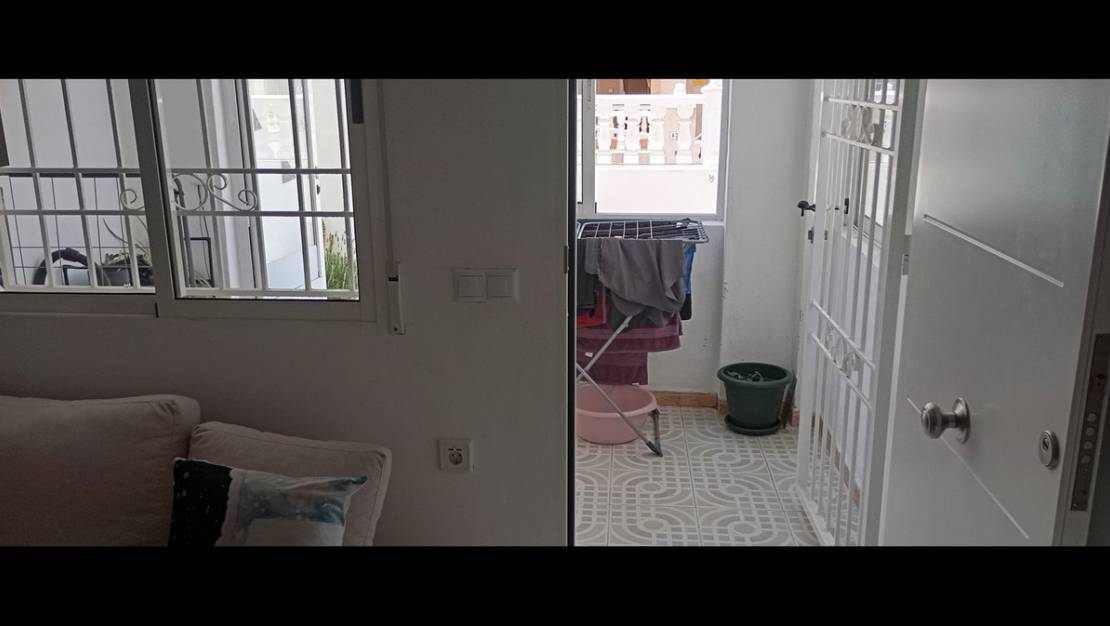 Sale - Apartment - Torrevieja - Torrevieja Centro