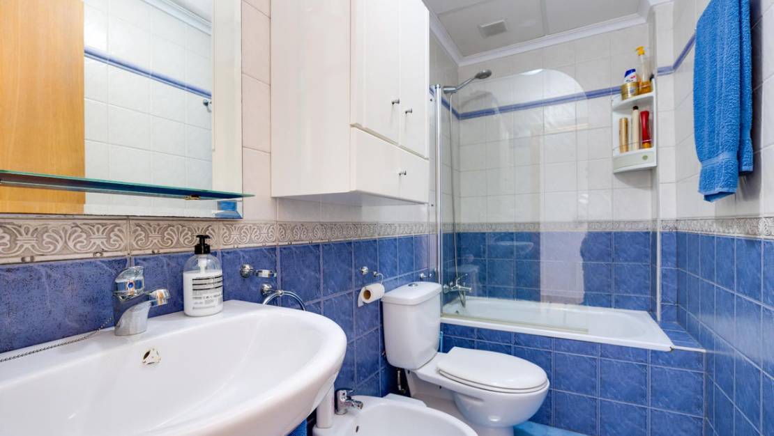 Sale - Apartment - Torrevieja - Torrevieja Centro