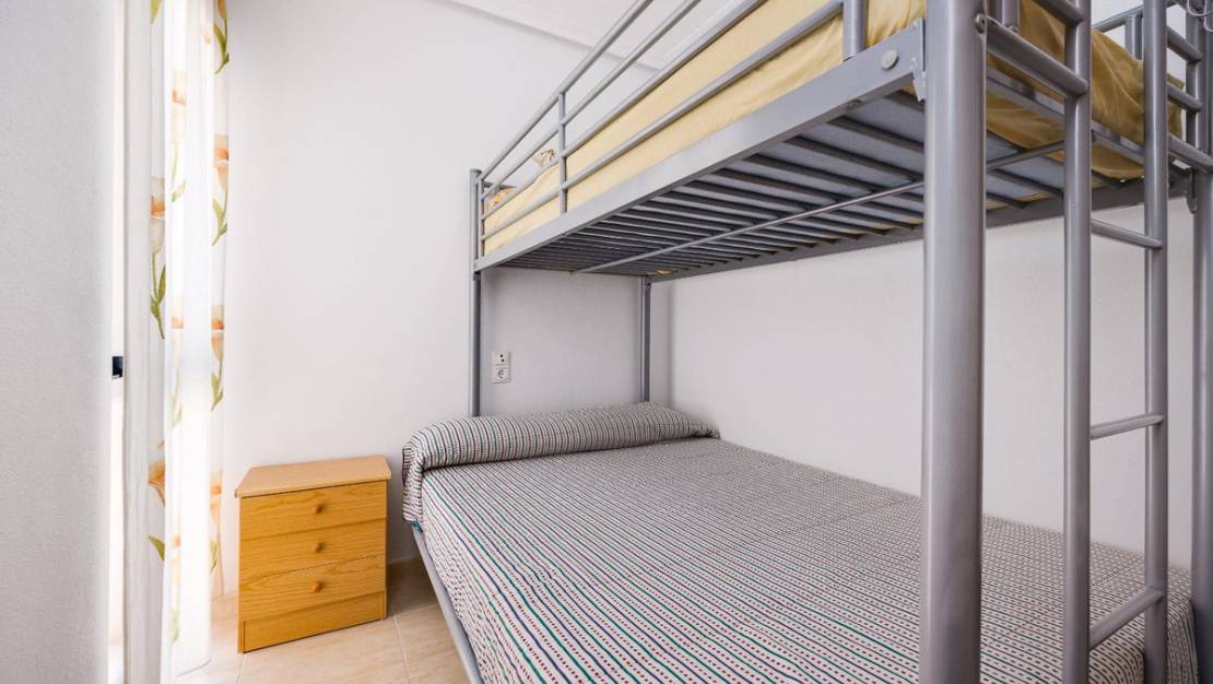 Sale - Apartment - Torrevieja - Torrevieja Centro