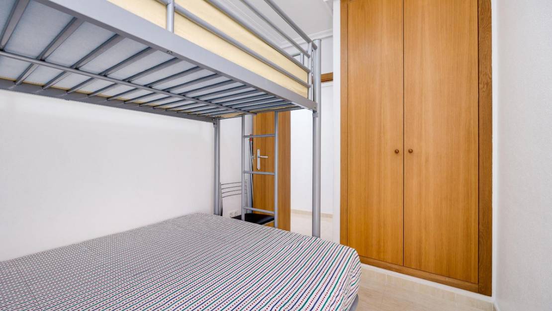 Sale - Apartment - Torrevieja - Torrevieja Centro