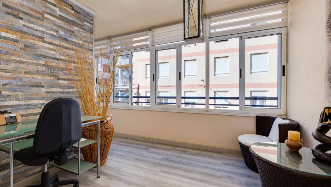 Sale - Apartment - Torrevieja - Torrevieja Centro