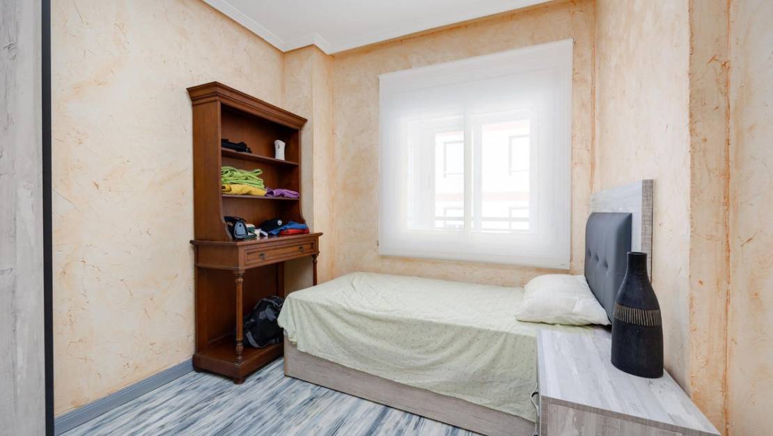 Sale - Apartment - Torrevieja - Torrevieja Centro