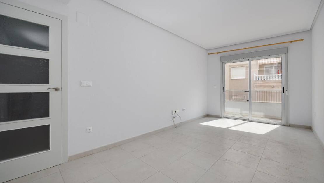 Sale - Apartment - Torrevieja - Torrevieja Centro