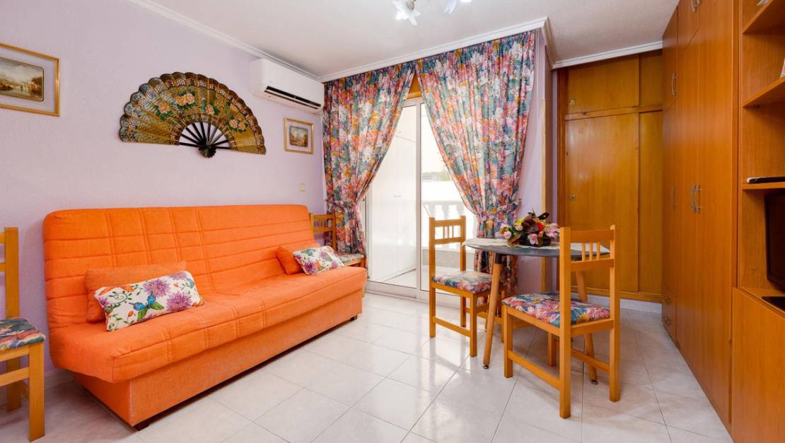 Sale - Apartment - Torrevieja - Torrevieja Centro