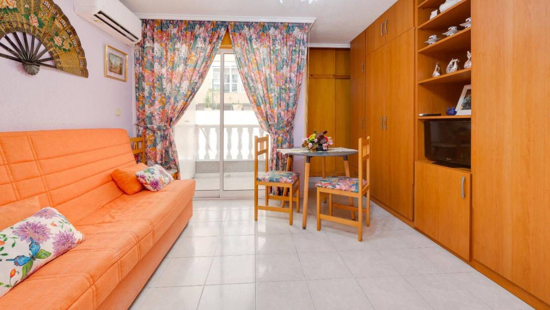 Sale - Apartment - Torrevieja - Torrevieja Centro