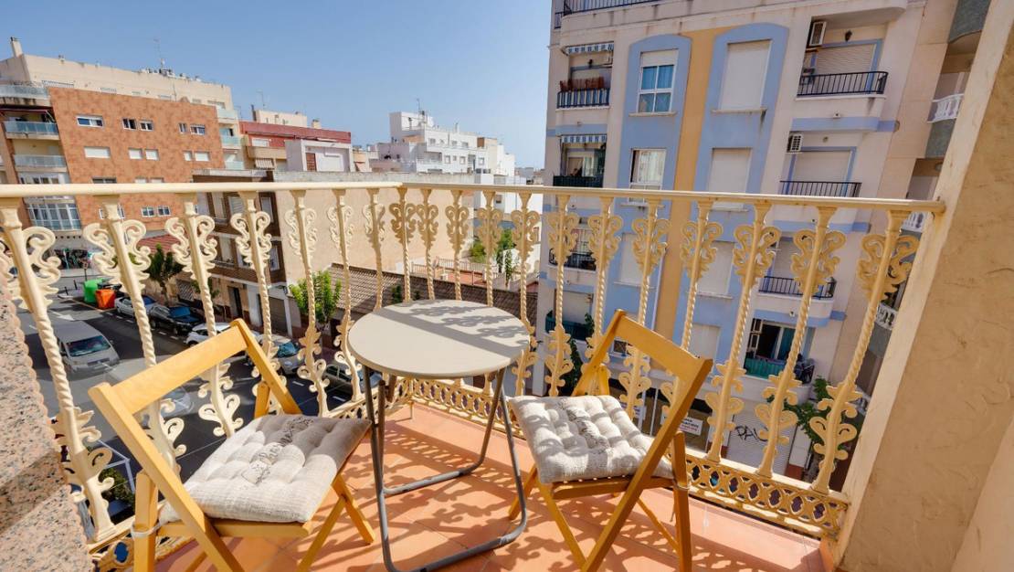 Sale - Apartment - Torrevieja - Torrevieja Centro
