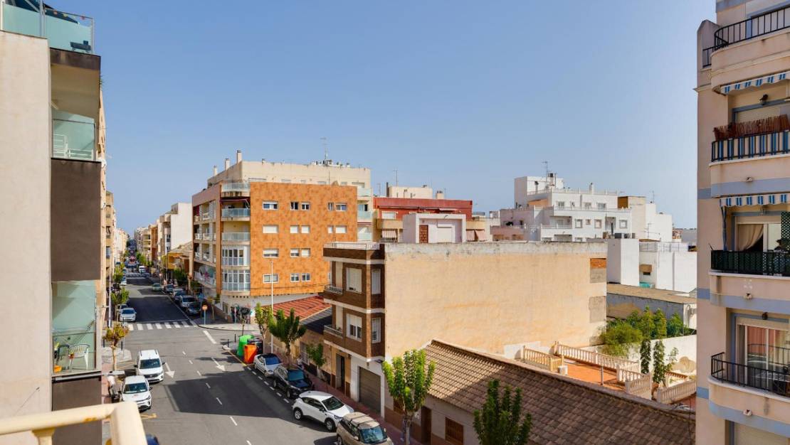 Sale - Apartment - Torrevieja - Torrevieja Centro