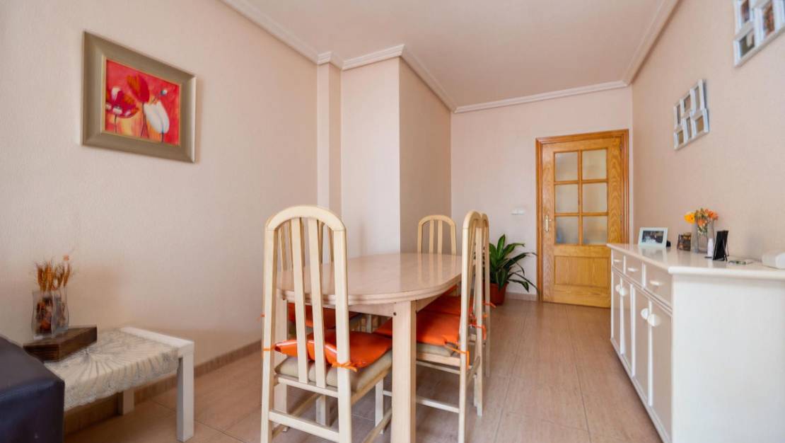 Sale - Apartment - Torrevieja - Torrevieja Centro