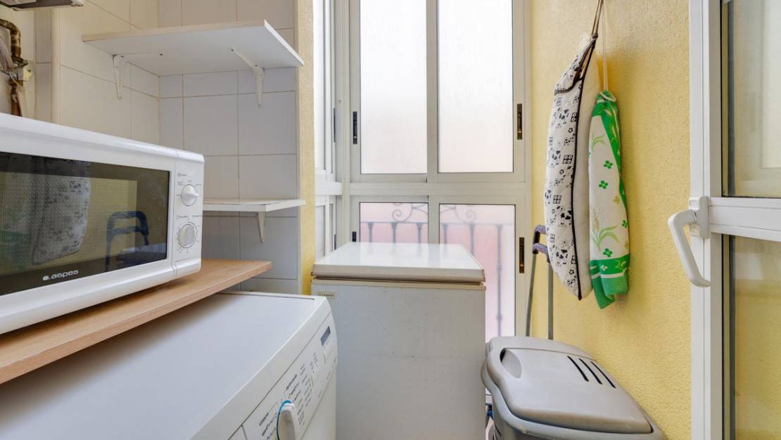 Sale - Apartment - Torrevieja - Torrevieja Centro