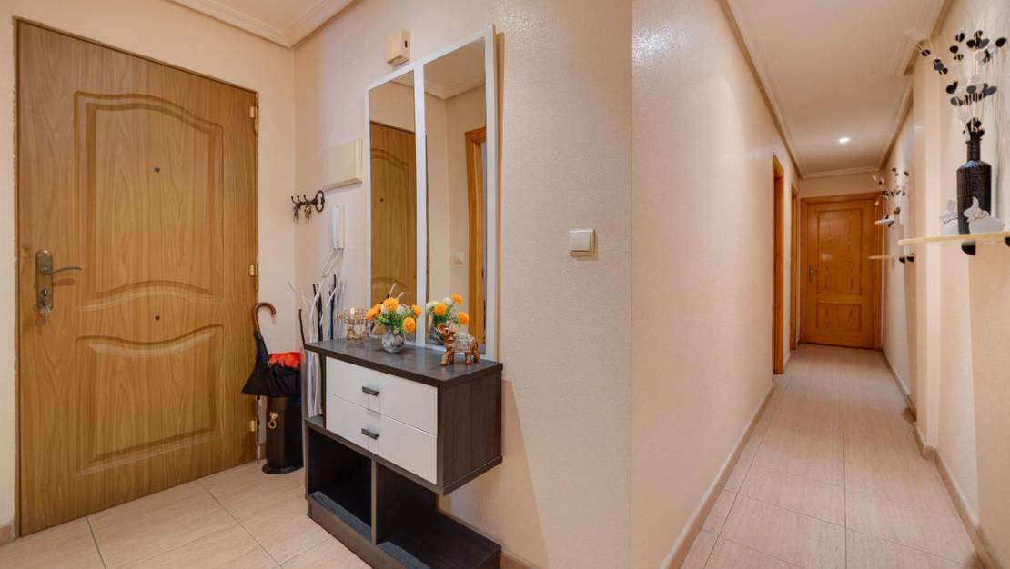 Sale - Apartment - Torrevieja - Torrevieja Centro