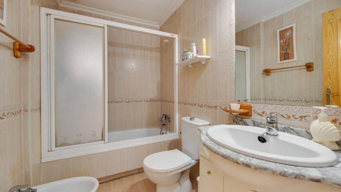 Sale - Apartment - Torrevieja - Torrevieja Centro