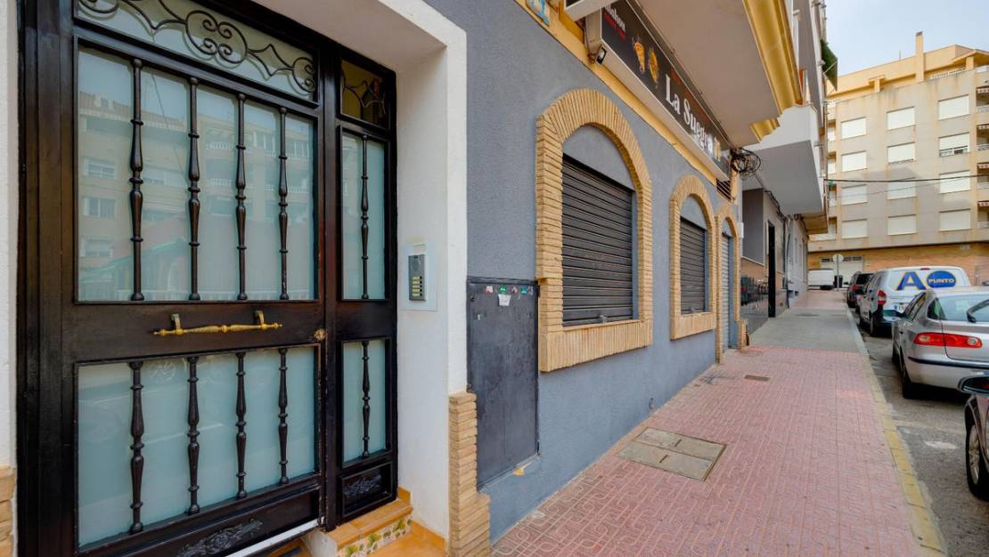 Sale - Apartment - Torrevieja - Torrevieja Centro