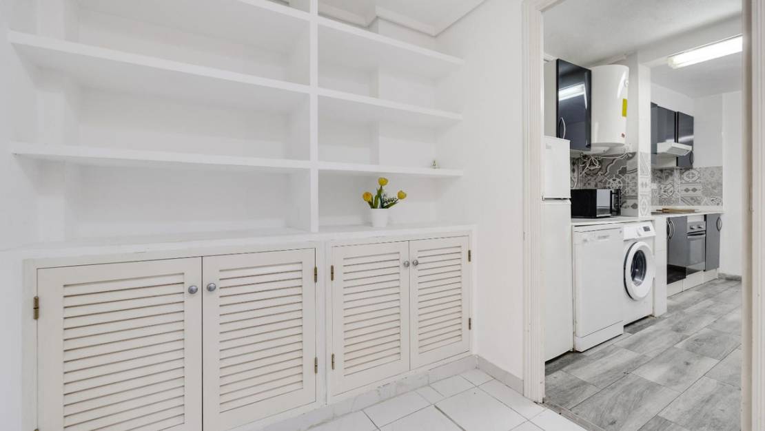 Sale - Apartment - Torrevieja - Torrevieja Centro