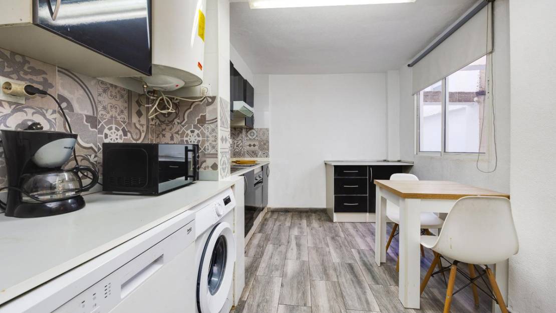 Sale - Apartment - Torrevieja - Torrevieja Centro