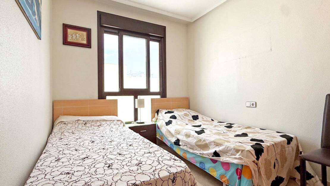 Sale - Apartment - Torrevieja - Torrevieja Centro