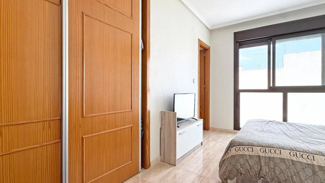 Sale - Apartment - Torrevieja - Torrevieja Centro