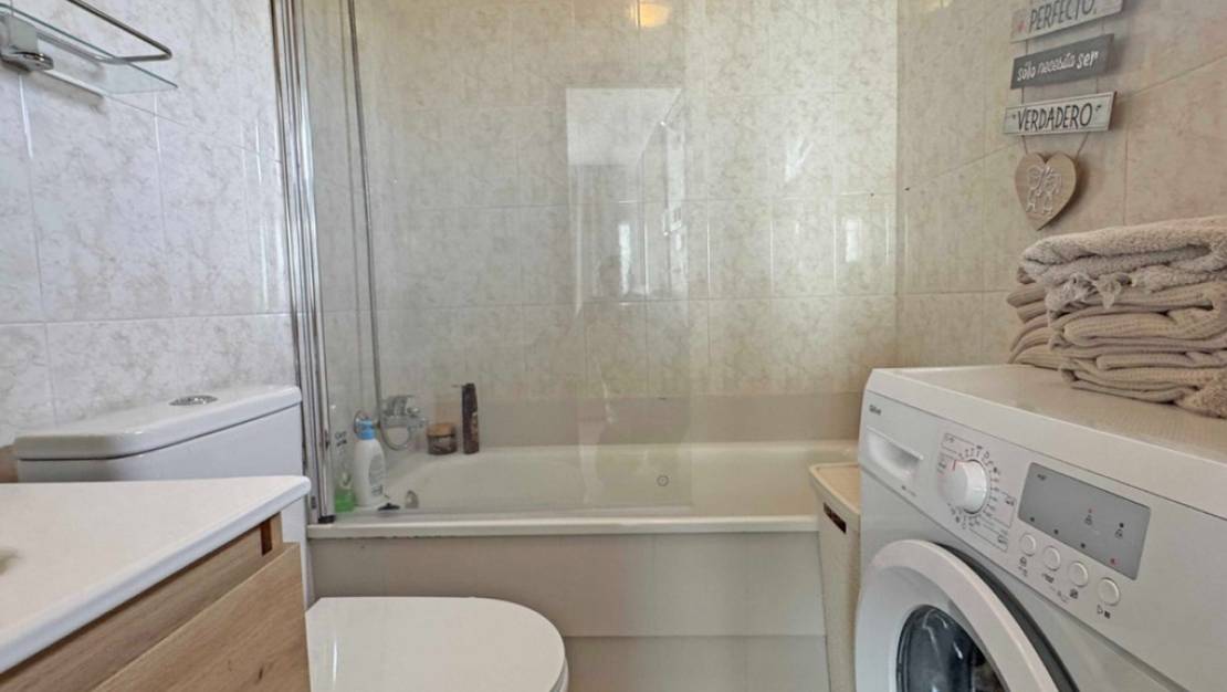 Sale - Apartment - Torrevieja - Torrevieja Centro