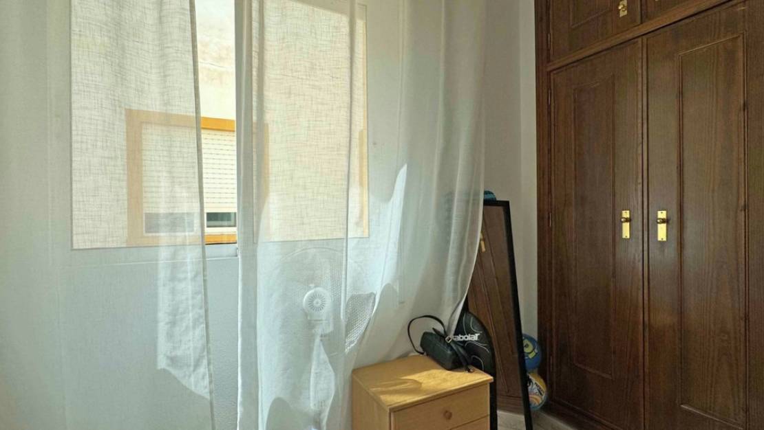 Sale - Apartment - Torrevieja - Torrevieja Centro