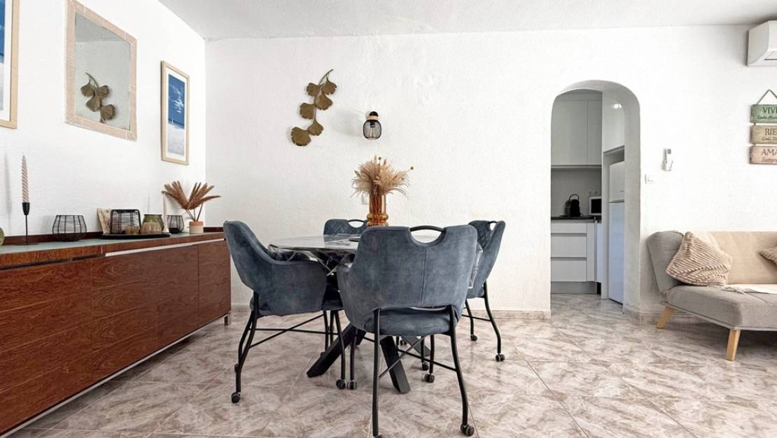 Sale - Apartment - Torrevieja - Torrevieja Centro