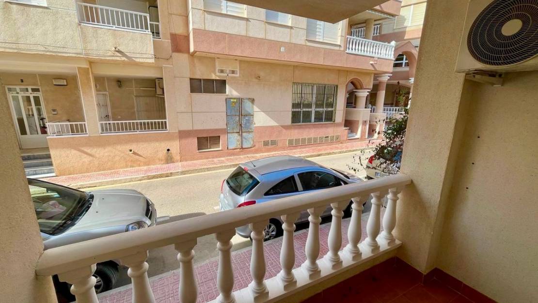 Sale - Apartment - Torrevieja - Torrevieja Centro