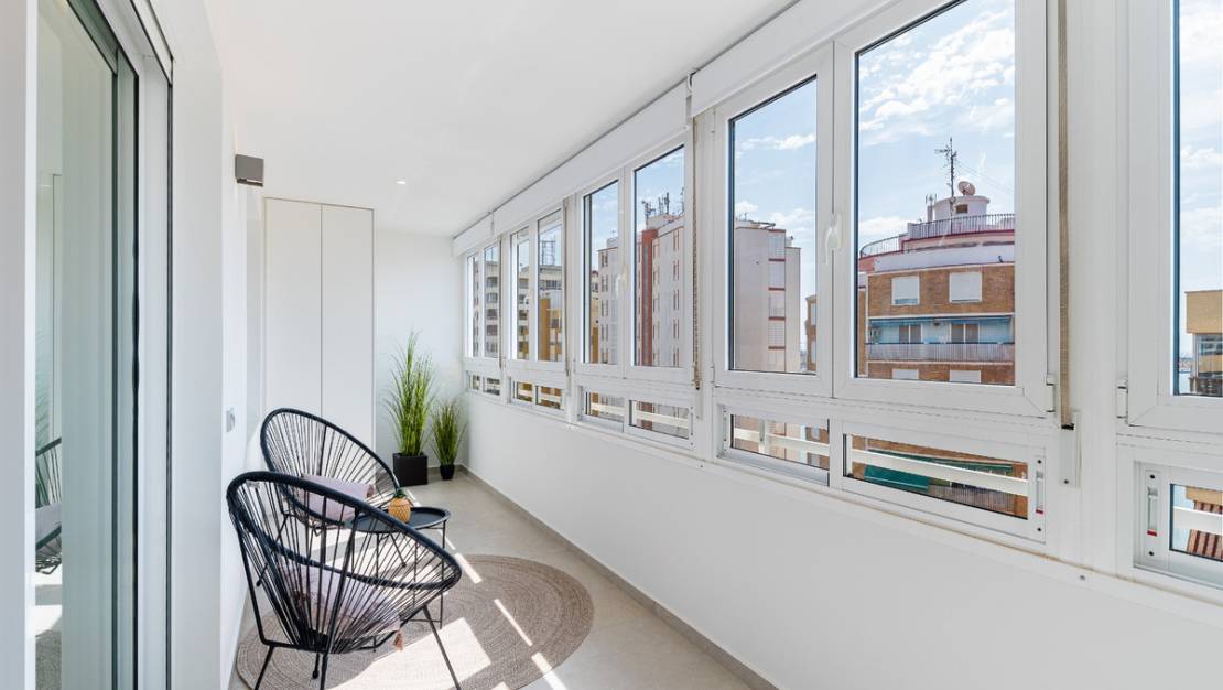 Sale - Apartment - Torrevieja - Torrevieja Centro