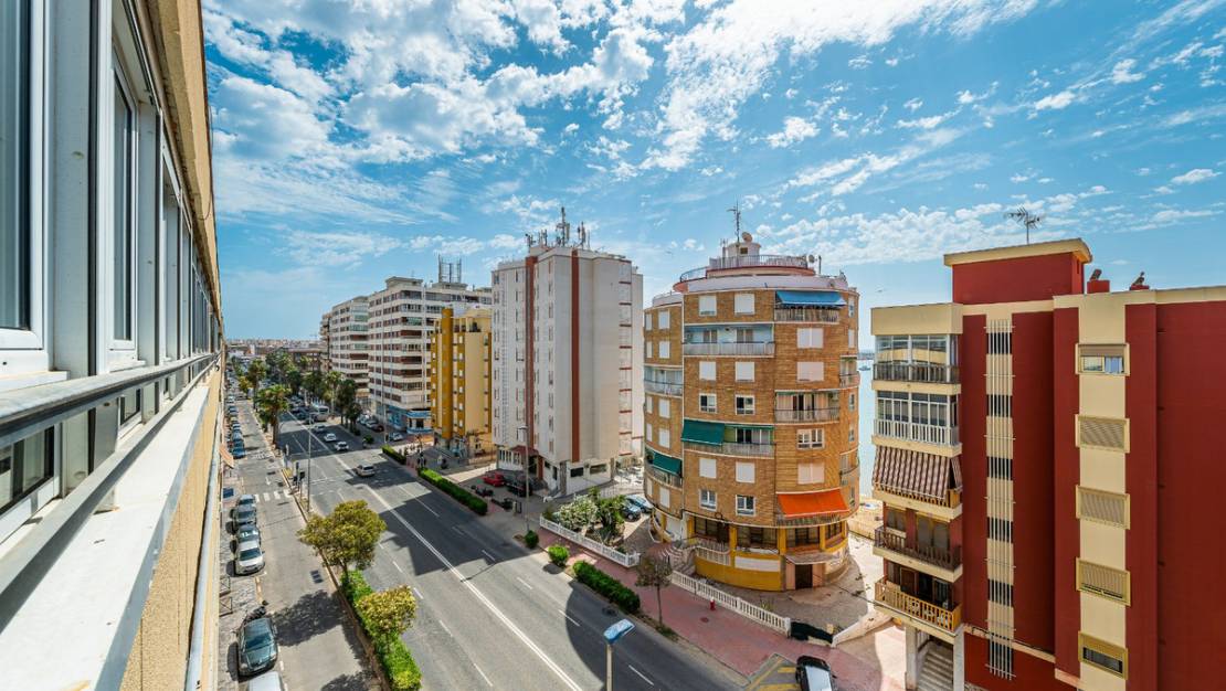 Sale - Apartment - Torrevieja - Torrevieja Centro