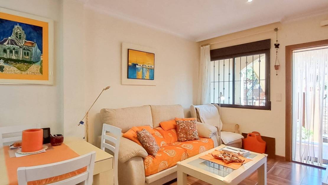 Sale - Apartment - Torrevieja - Torrevieja Centro