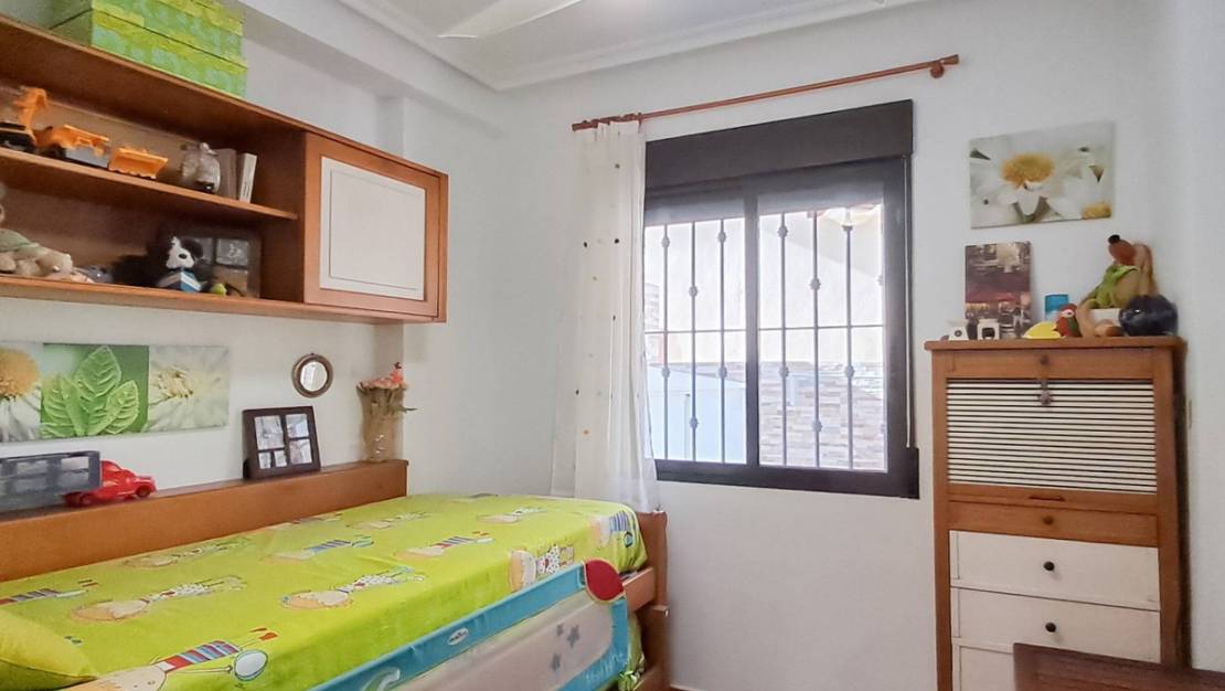 Sale - Apartment - Torrevieja - Torrevieja Centro