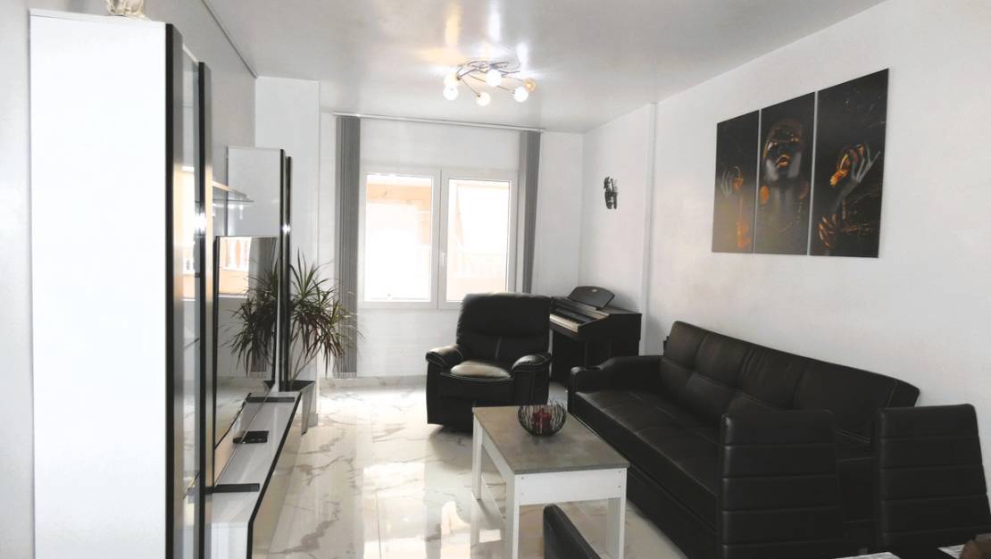 Sale - Apartment - Torrevieja - Torrevieja Centro