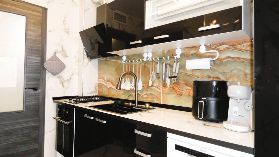 Sale - Apartment - Torrevieja - Torrevieja Centro