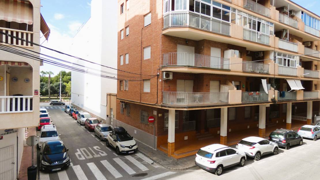 Sale - Apartment - Torrevieja - Torrevieja Centro