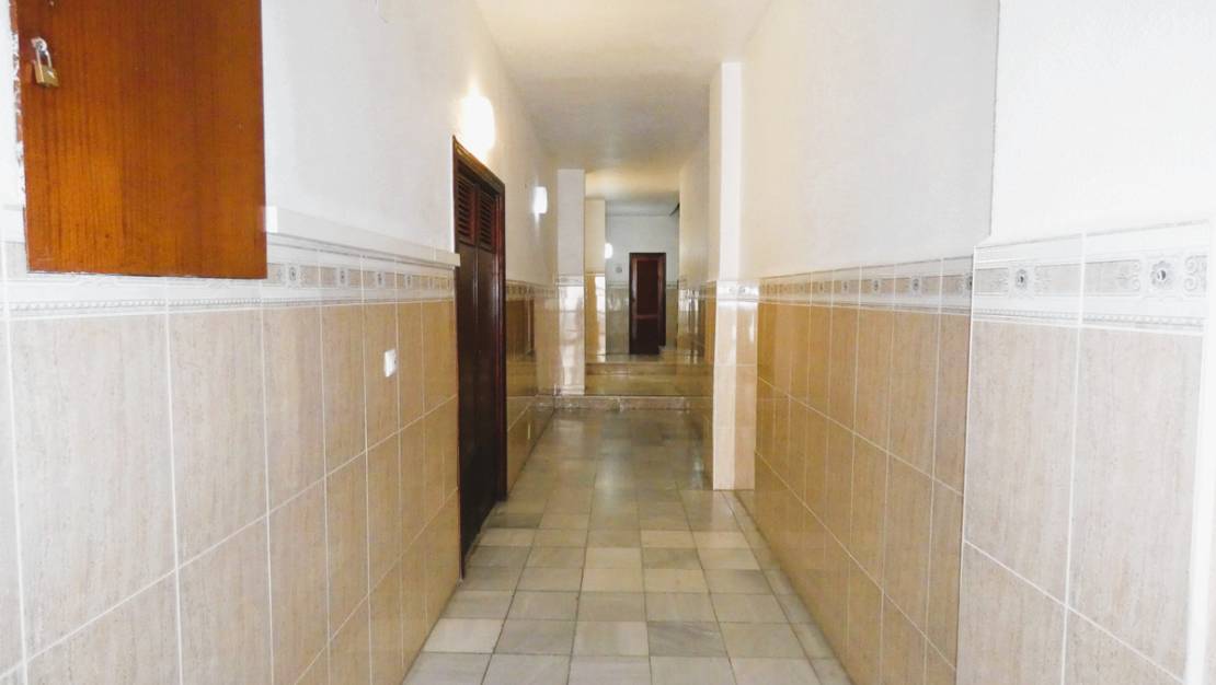 Sale - Apartment - Torrevieja - Torrevieja Centro