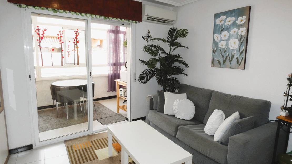 Sale - Apartment - Torrevieja - Torrevieja Centro