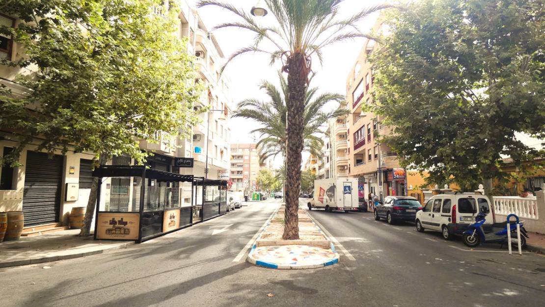 Sale - Apartment - Torrevieja - Torrevieja Centro