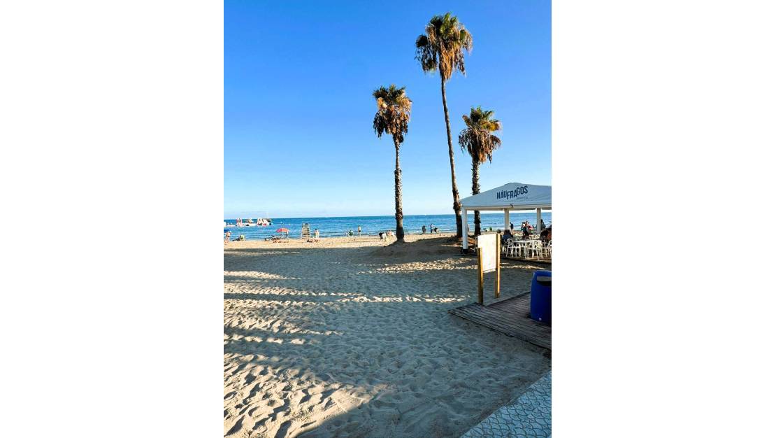 Sale - Apartment - Torrevieja - Torrevieja Centro