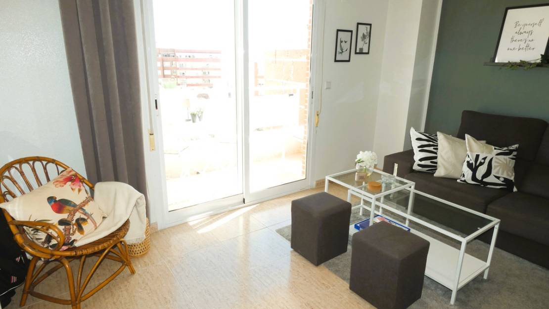 Sale - Apartment - Torrevieja - Torrevieja Centro