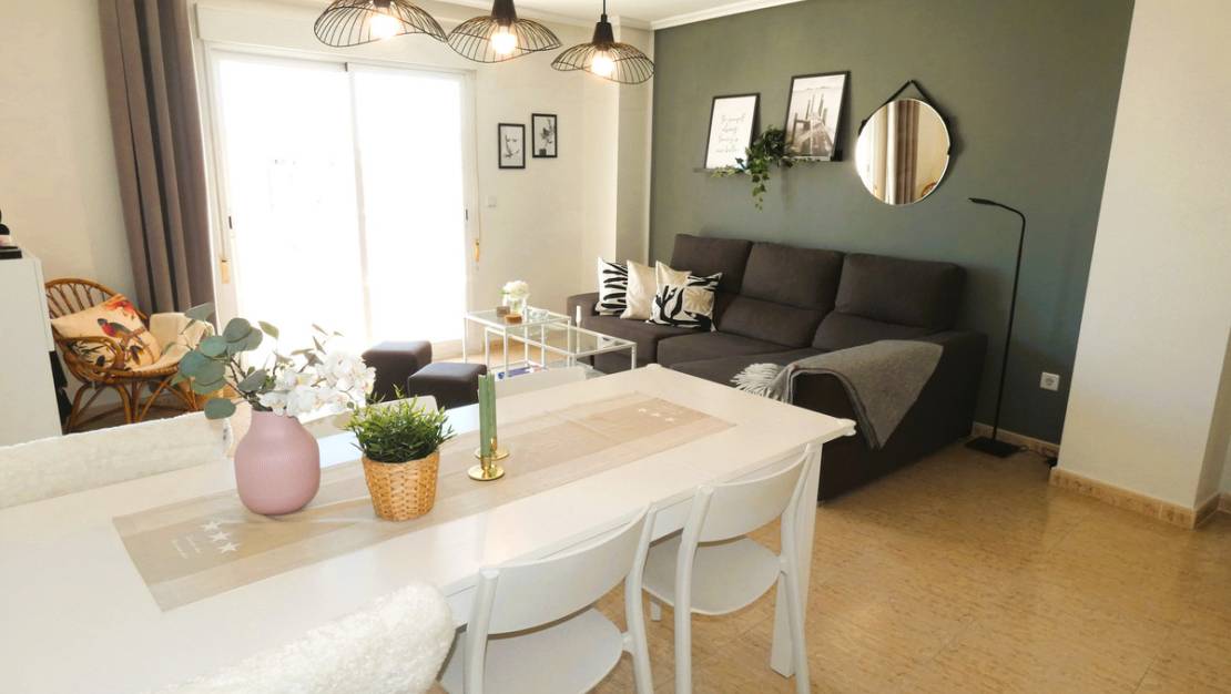 Sale - Apartment - Torrevieja - Torrevieja Centro