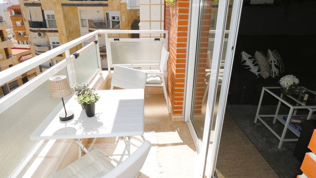 Sale - Apartment - Torrevieja - Torrevieja Centro