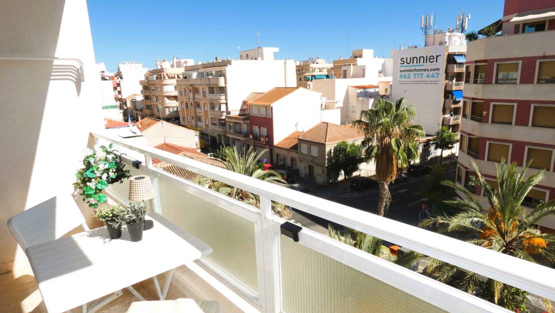 Sale - Apartment - Torrevieja - Torrevieja Centro