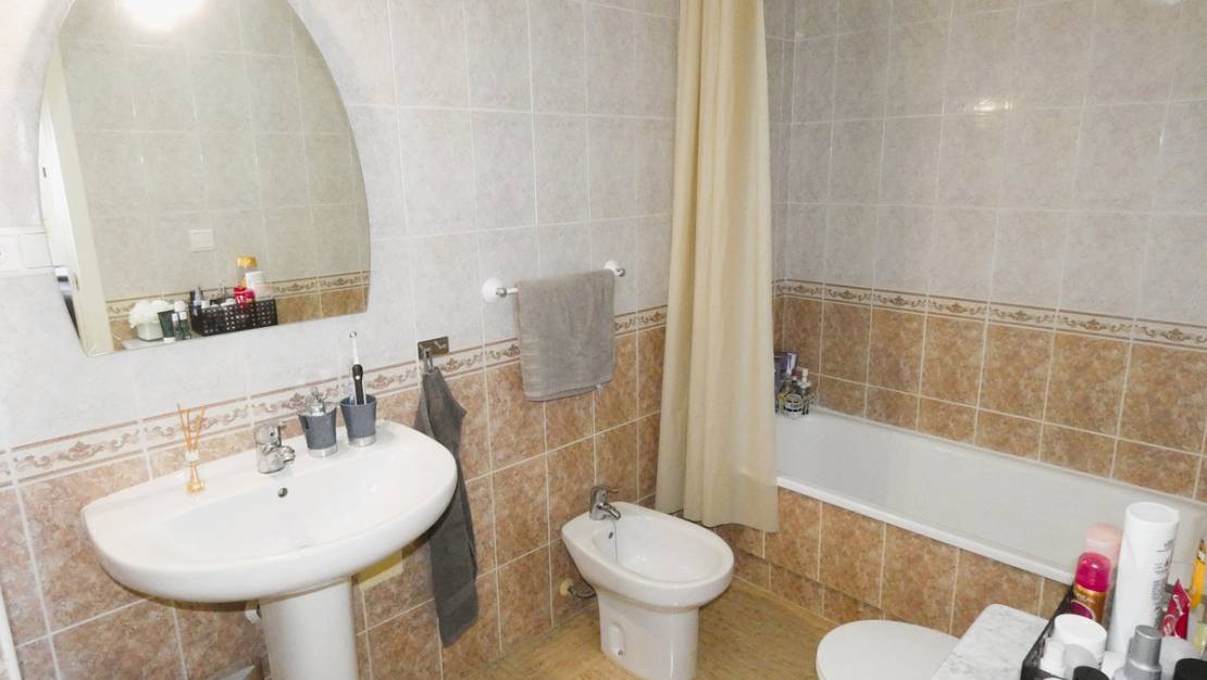 Sale - Apartment - Torrevieja - Torrevieja Centro