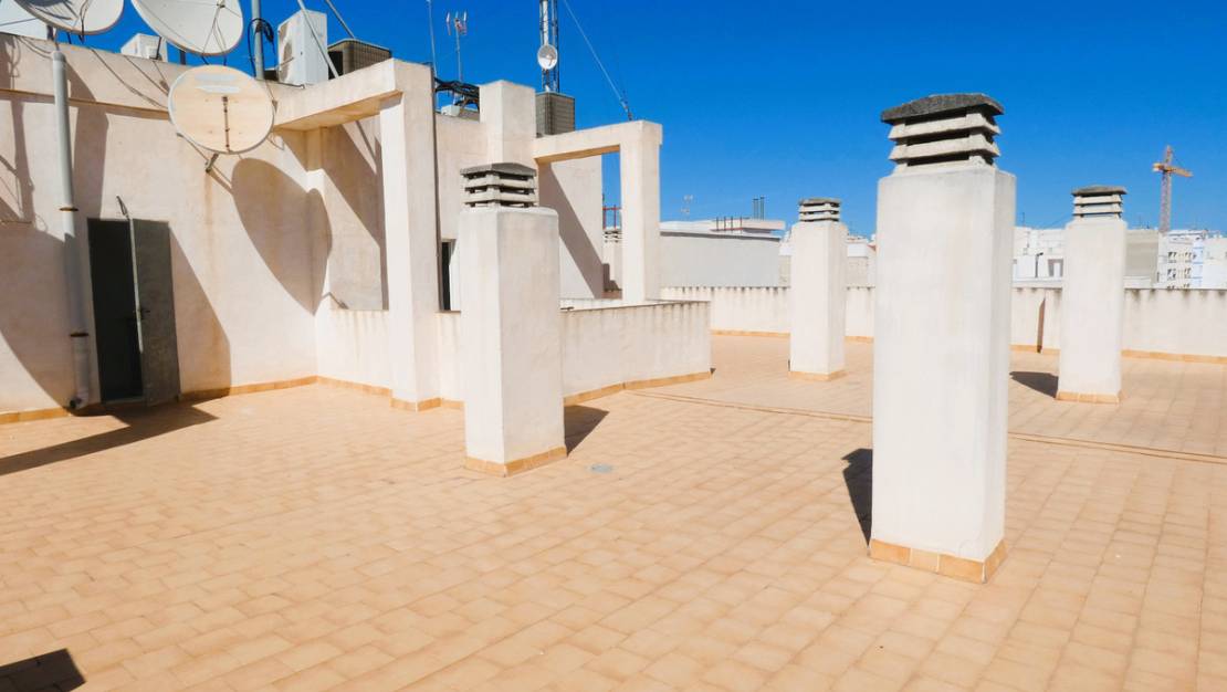 Sale - Apartment - Torrevieja - Torrevieja Centro