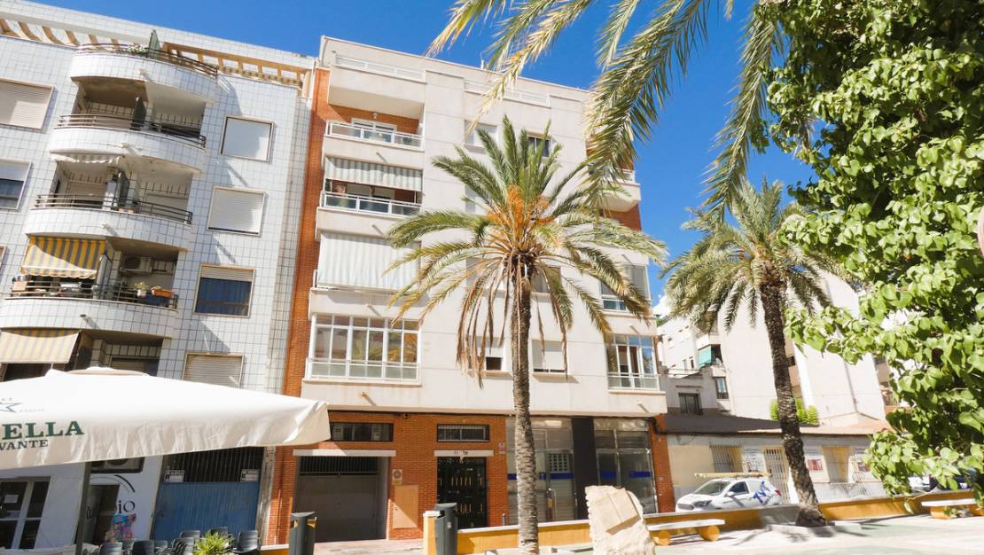 Sale - Apartment - Torrevieja - Torrevieja Centro