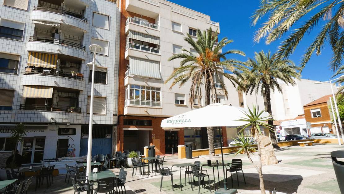 Sale - Apartment - Torrevieja - Torrevieja Centro
