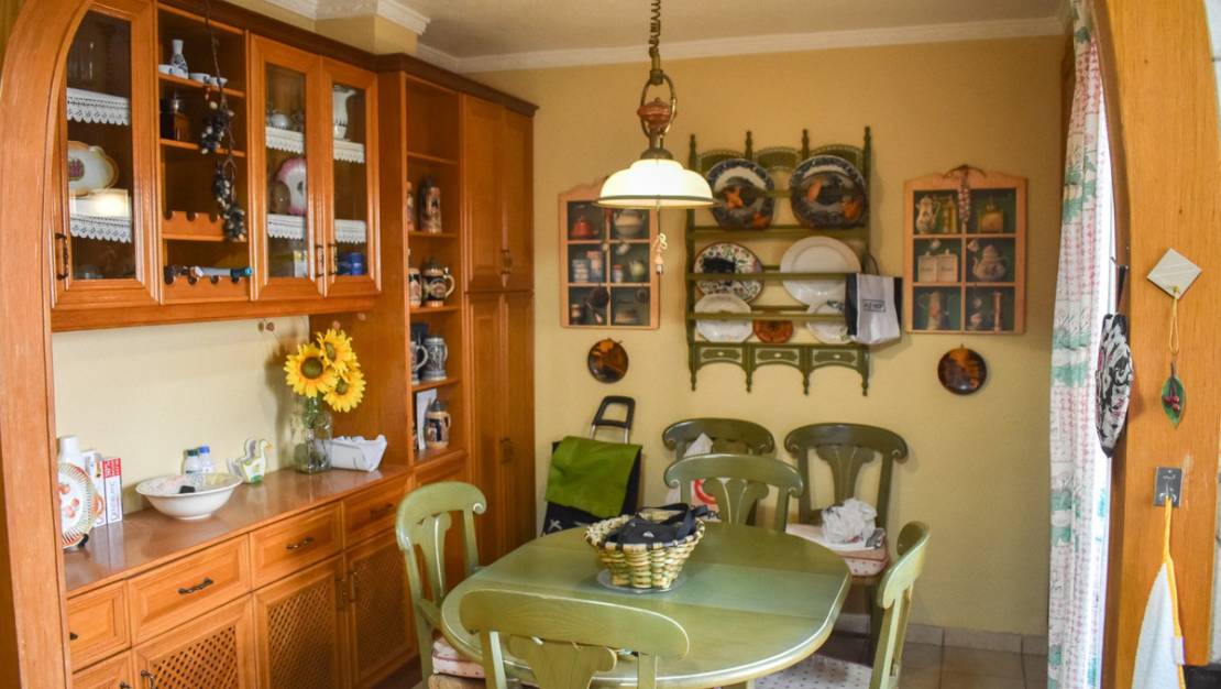 Sale - Apartment - Torrevieja - Torrevieja Centro